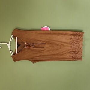 Amy Byer Size Large 14 top